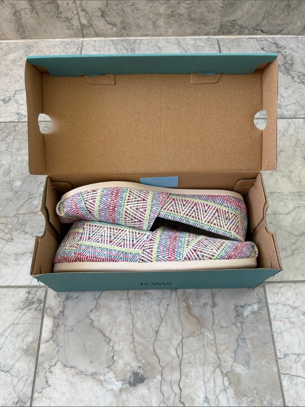 TOMS Alpargata Women’s Slip-On Shoes NIB Multicolor Size 9